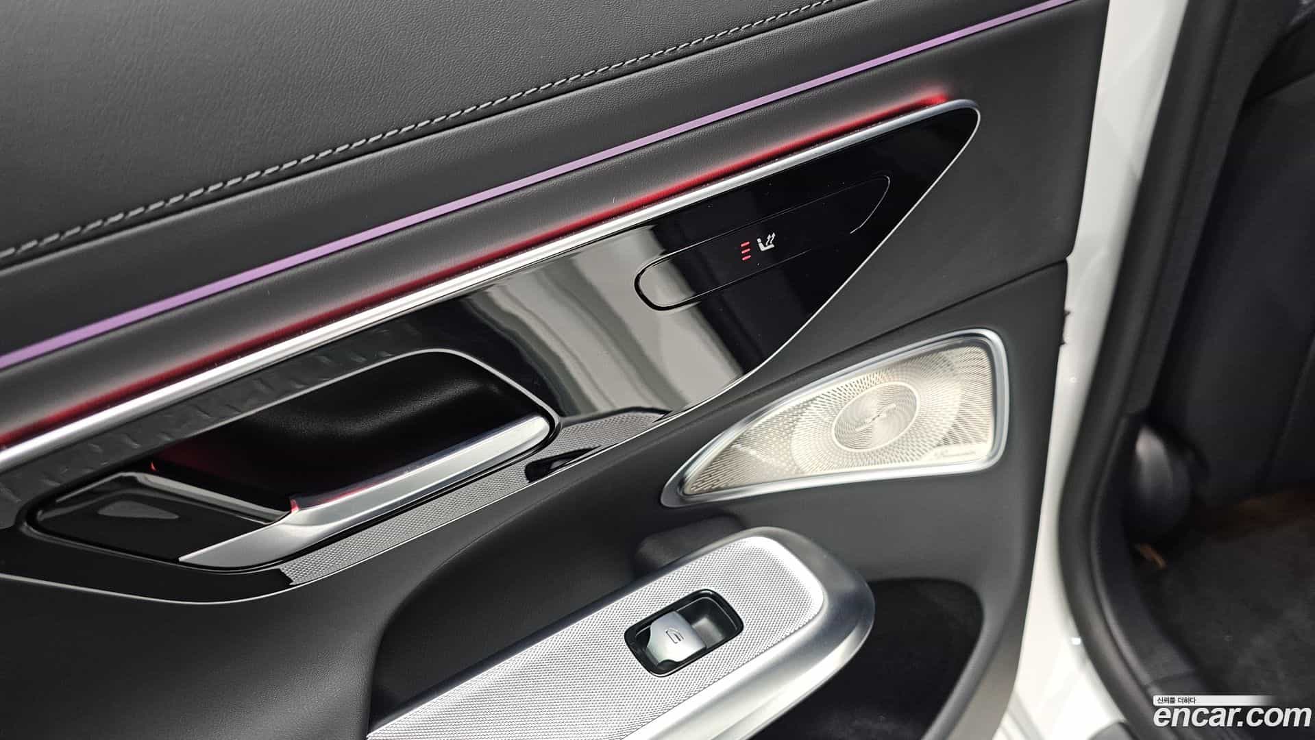 E-Class Mercedes-Benz 2024.8-OPTION-021