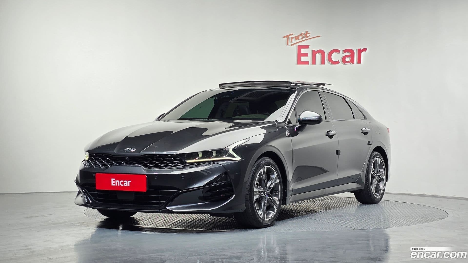 Main__Slider__Photo:K5 Kia 2021.1-0