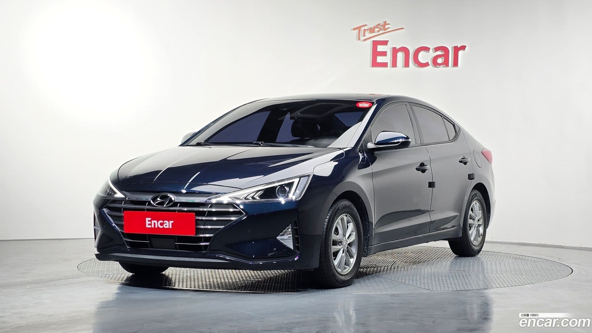 Main__Slider__Photo:AVANTE Hyundai 2019.7-0