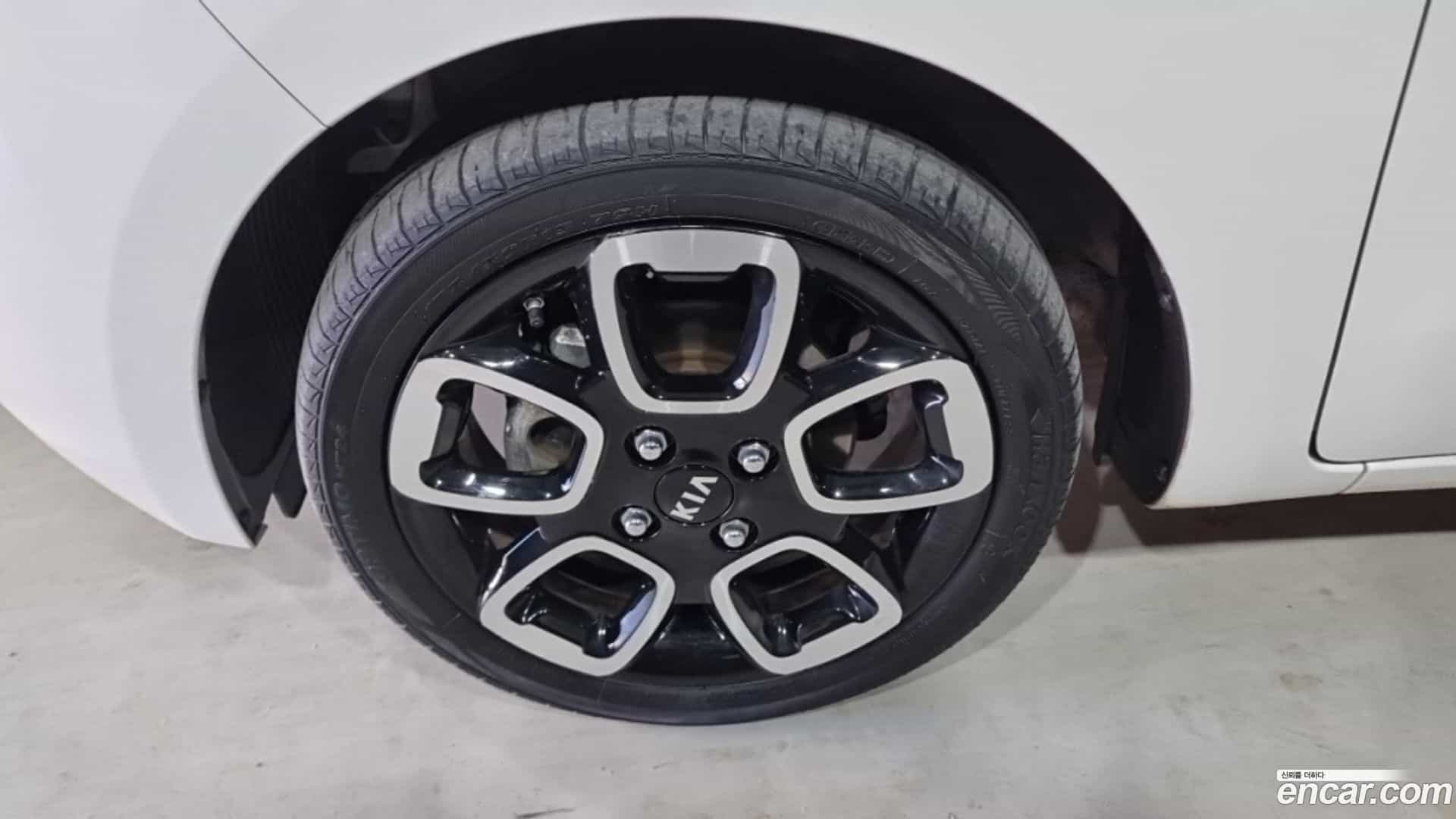 RAY Kia 2020.5-OUTER-005