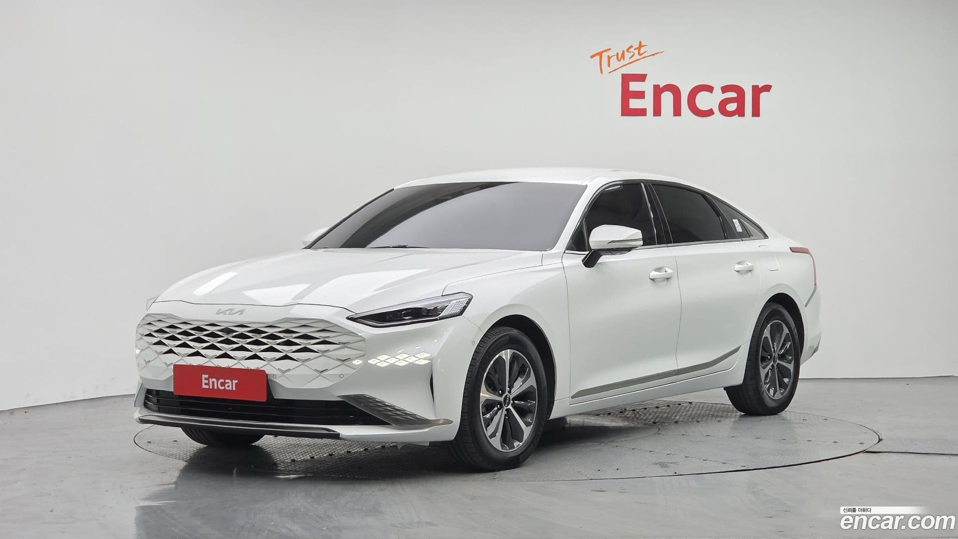Main__Slider__Photo:K8 Kia 2022.2-0