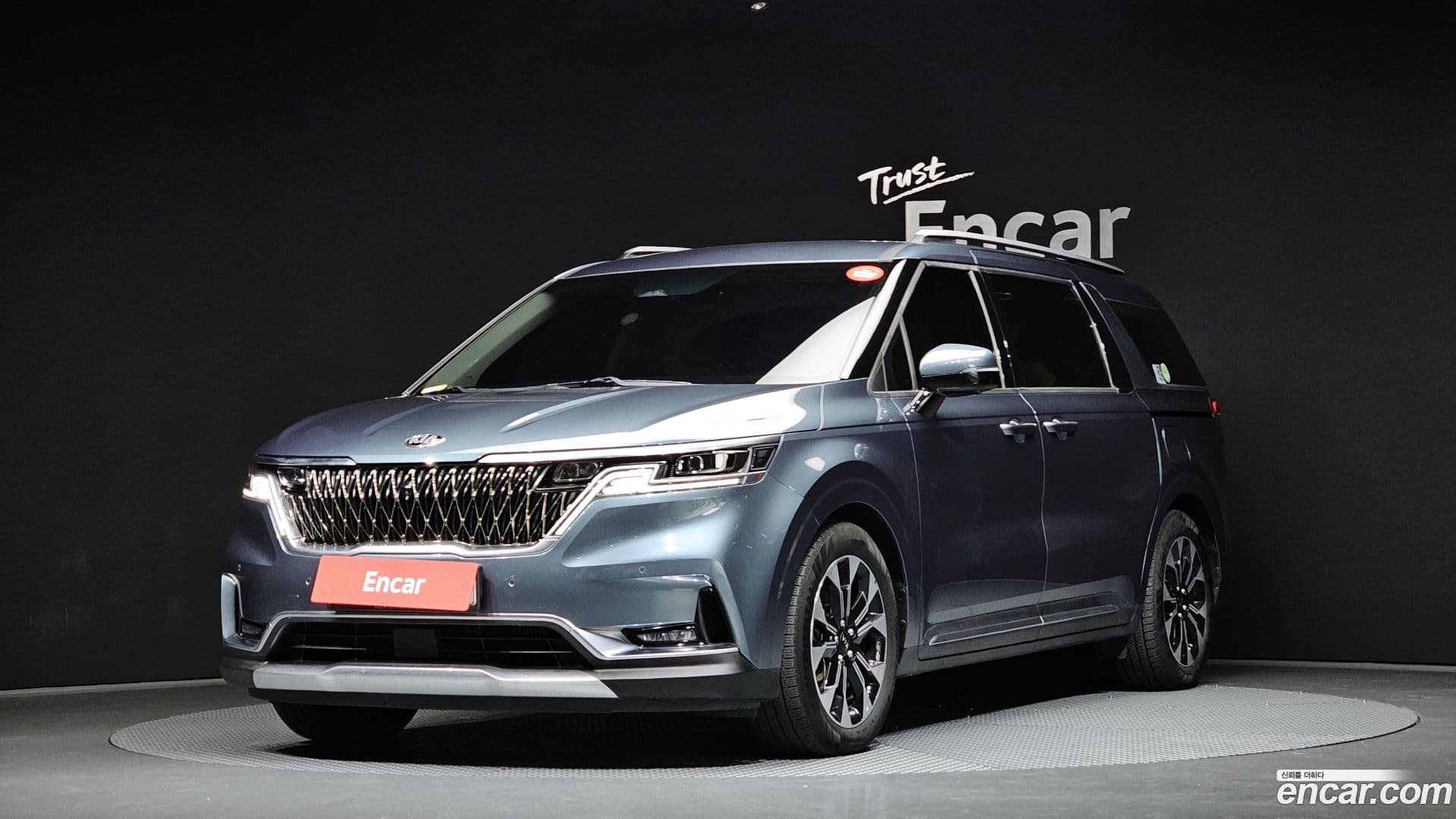 Main__Slider__Photo:Canival Kia 2021.2-0