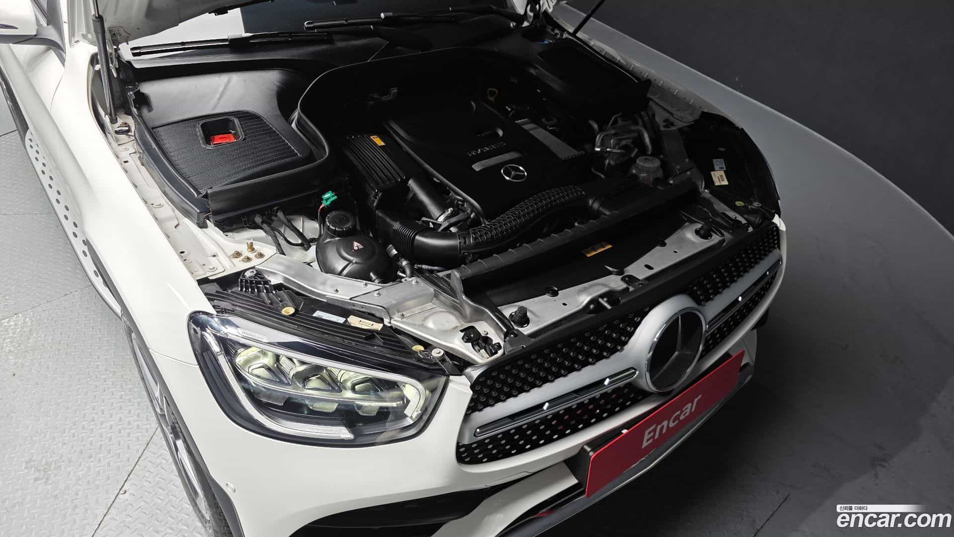 GLC-Class Mercedes-Benz 2022.10-INNER-006