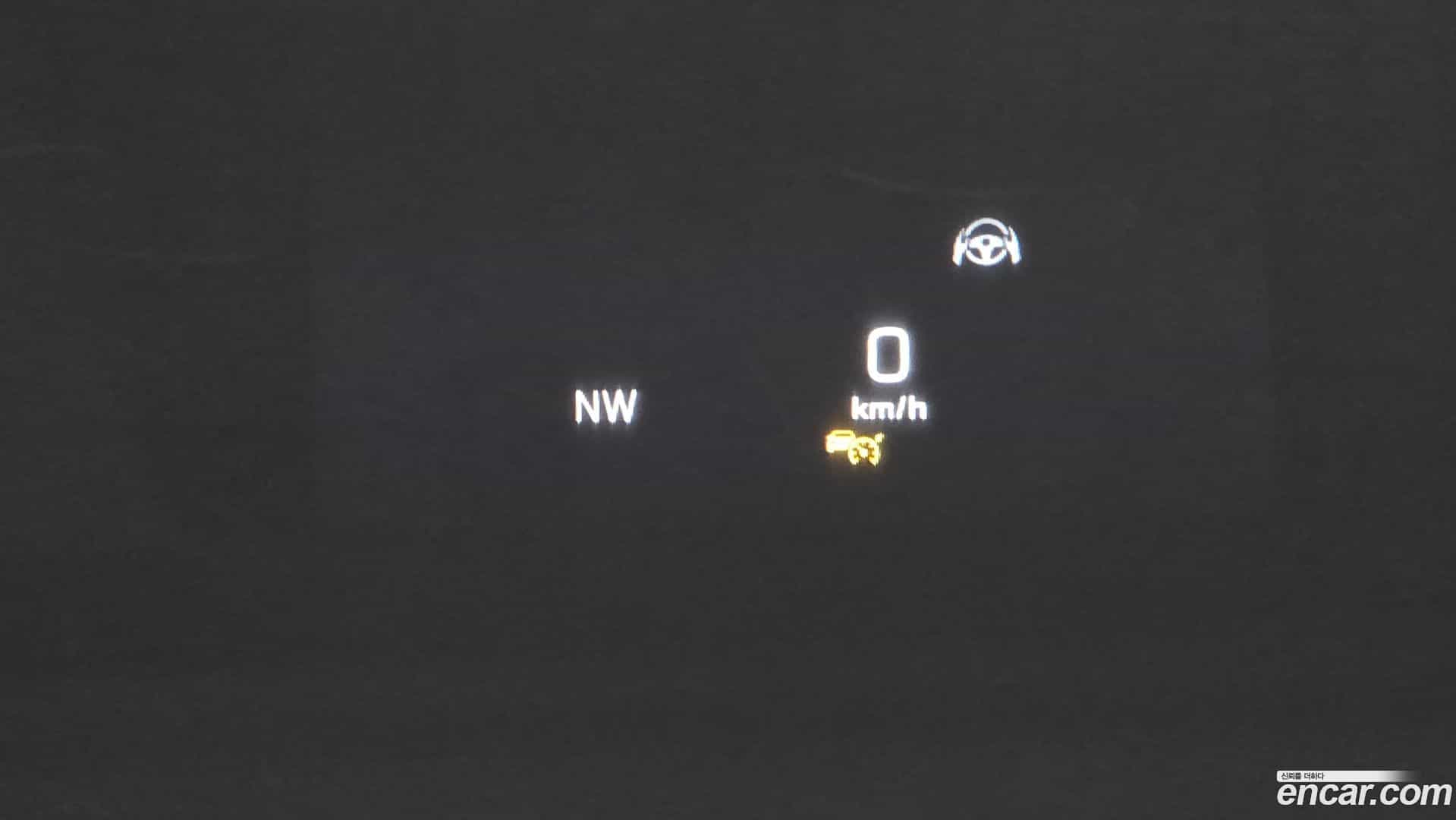 GLC-Class Mercedes-Benz 2022.10-OPTION-021