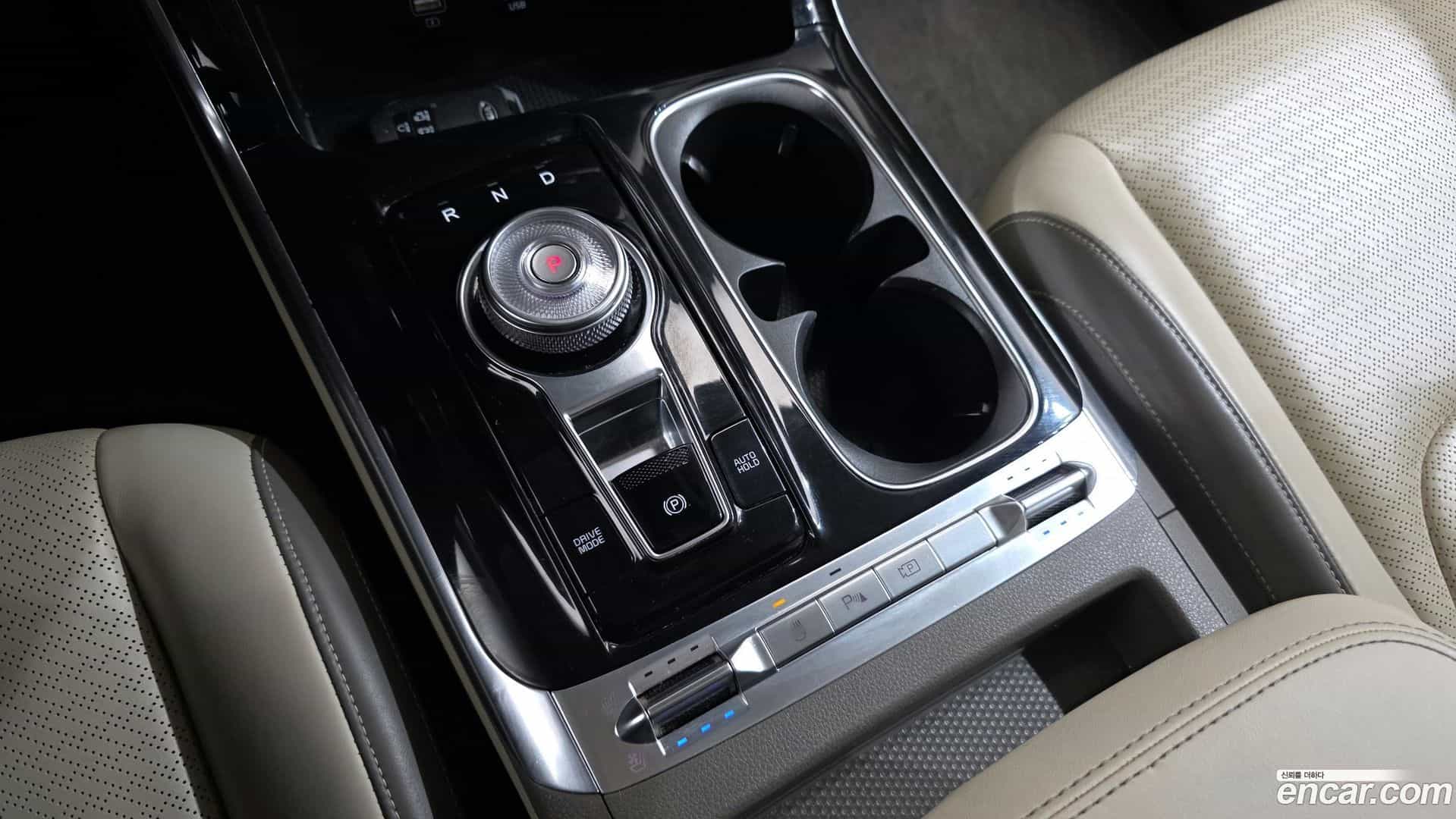 Canival Kia 2021.1-INNER-009