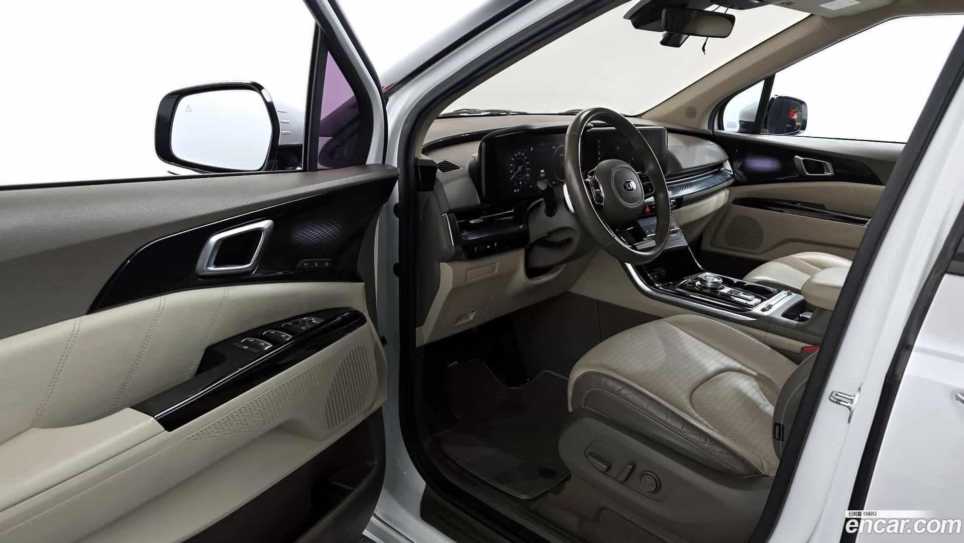 Canival Kia 2021.1-INNER-010