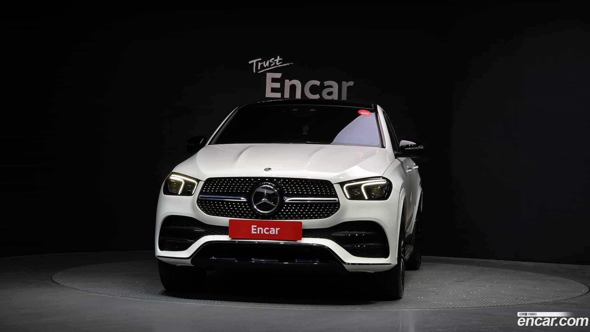 GLE-Class Mercedes-Benz 2022.2-OUTER-003