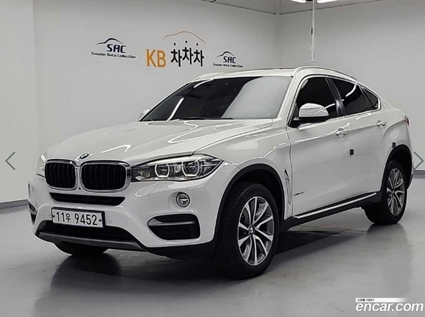 Main__Slider__Photo:X6 BMW 2015.4-0