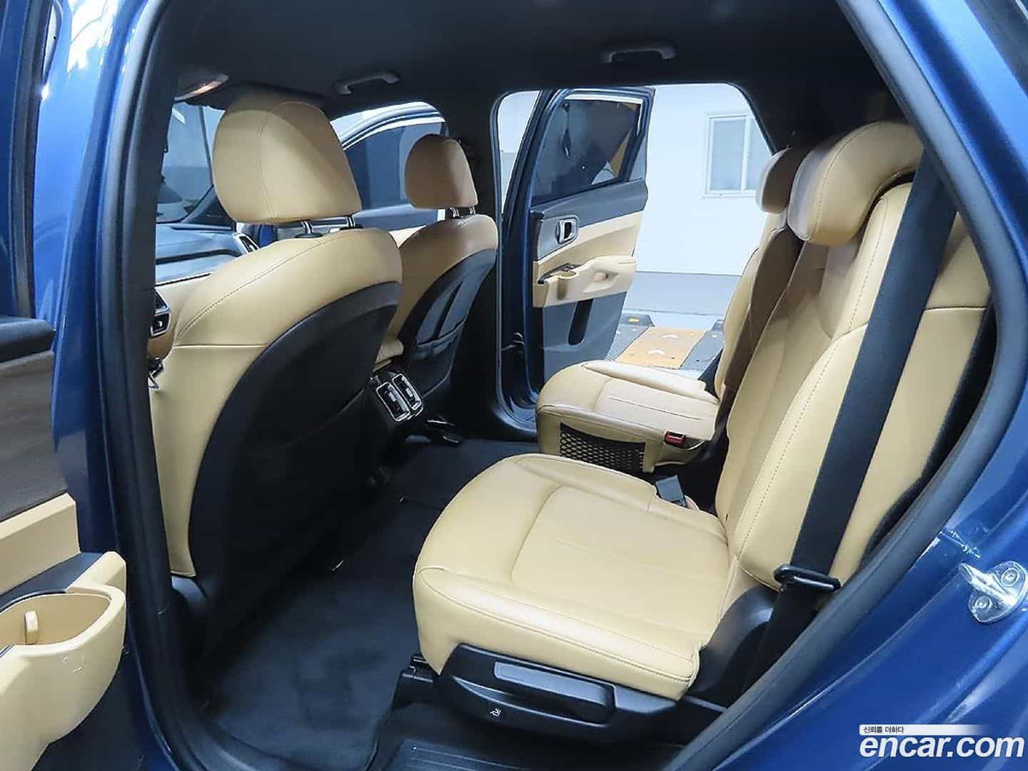 Sorento Kia 2021.1-INNER-010