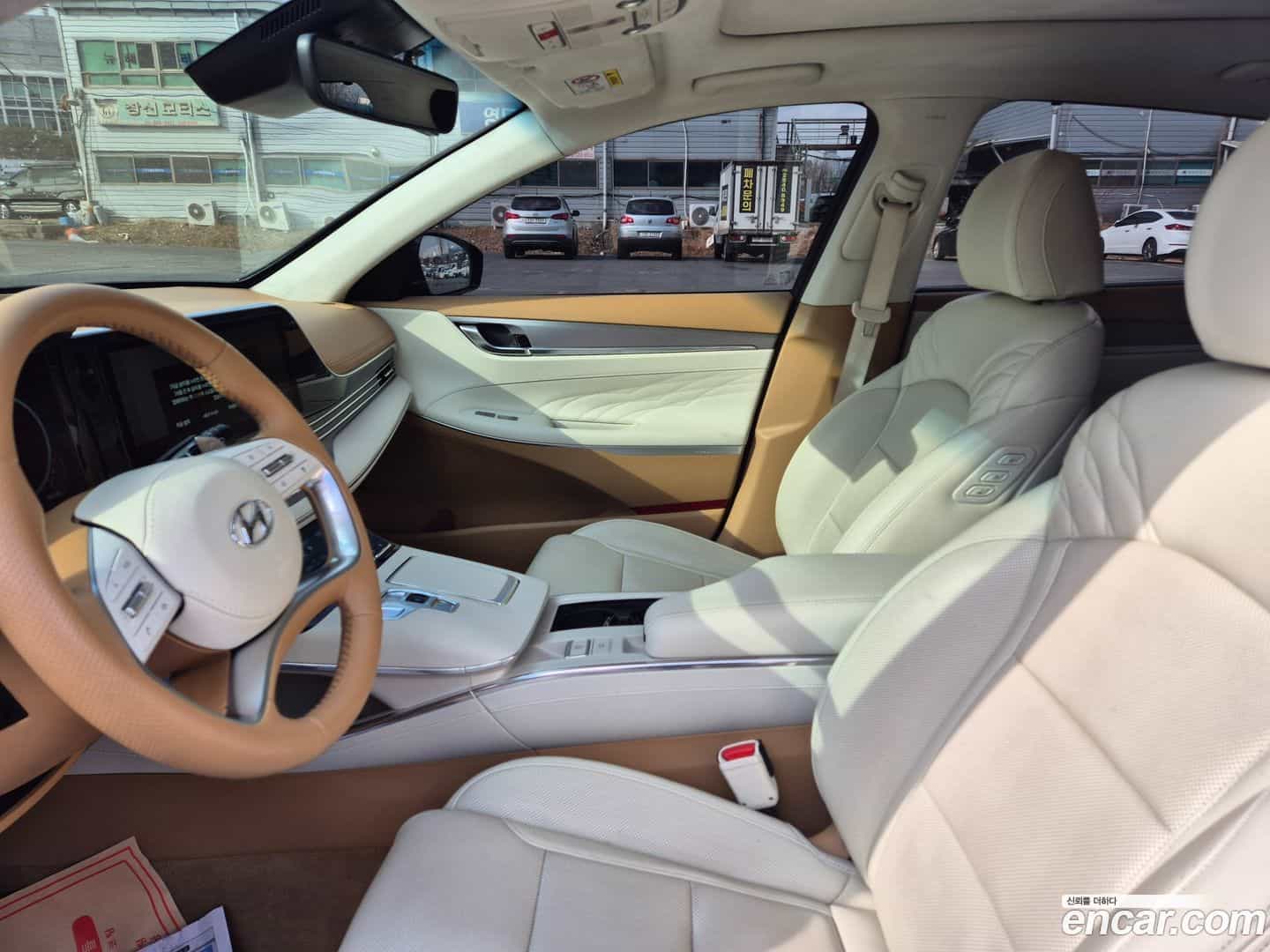 Grandeur Hyundai 2021.11-INNER-008