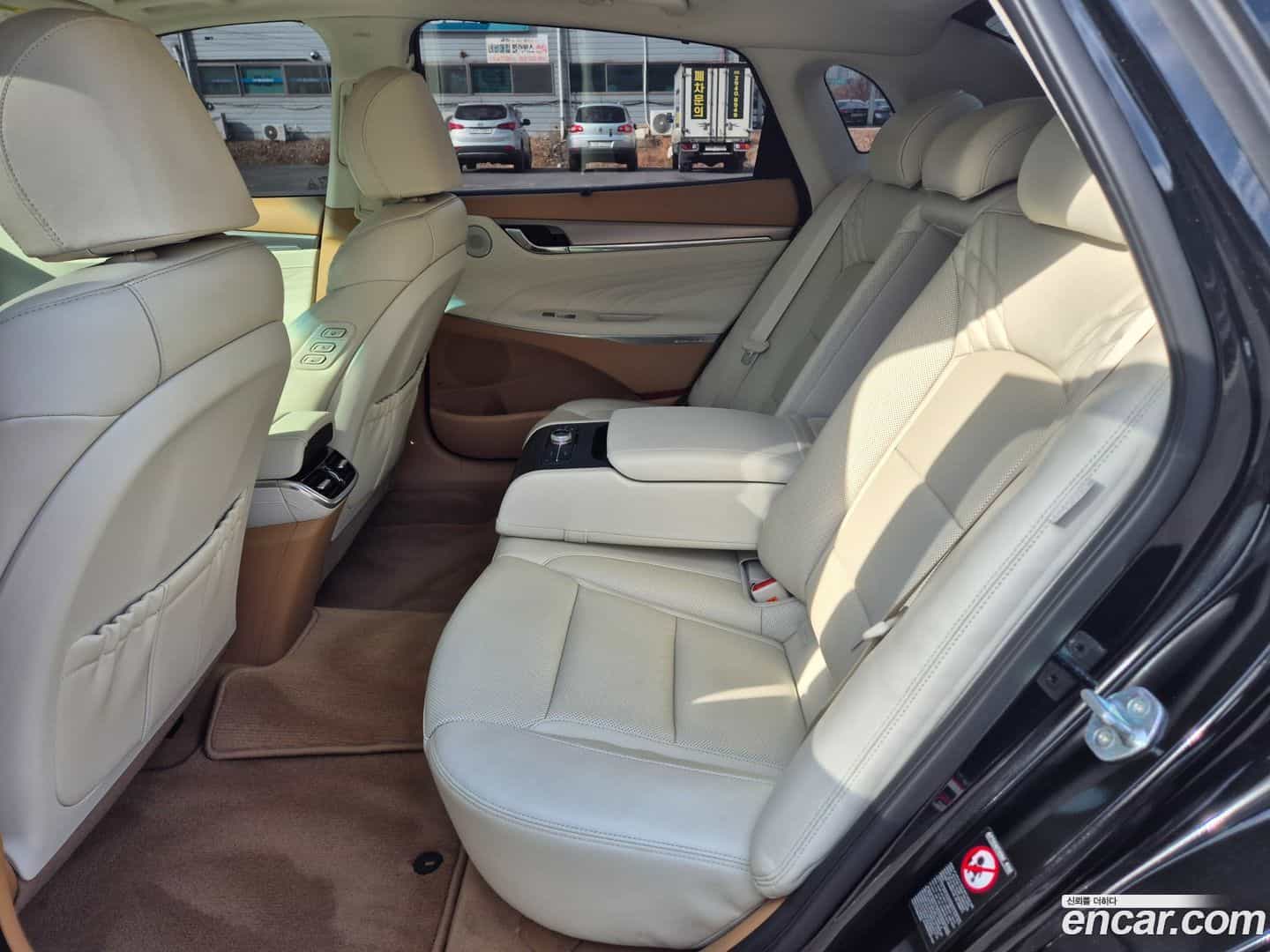 Grandeur Hyundai 2021.11-INNER-009