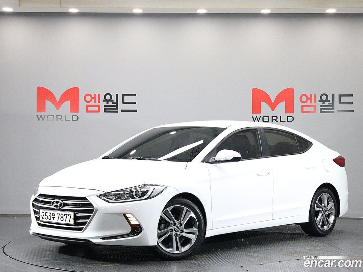Main__Slider__Photo:AVANTE Hyundai 2018.0-0