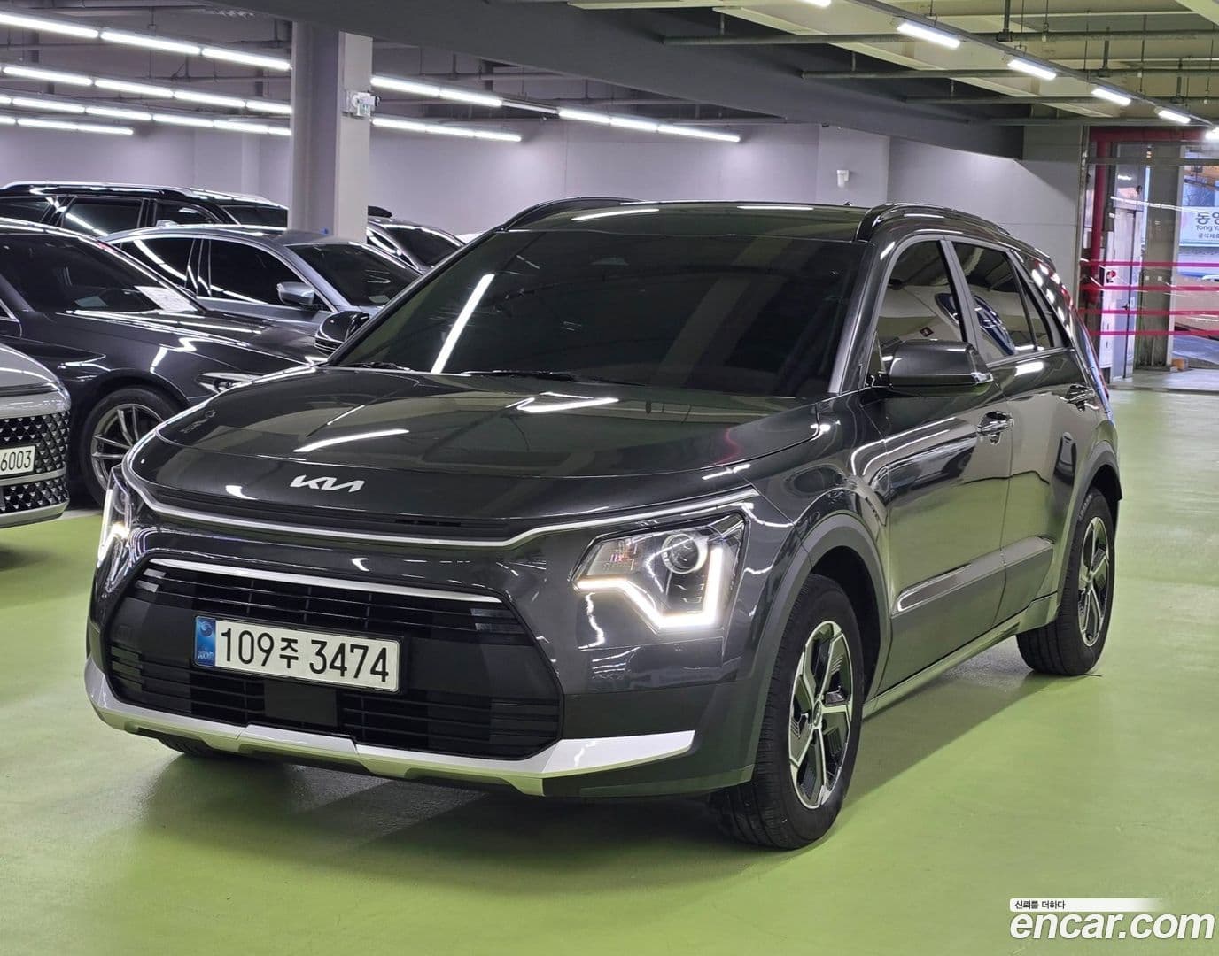 Main__Slider__Photo:Niro Kia 2025.4-0