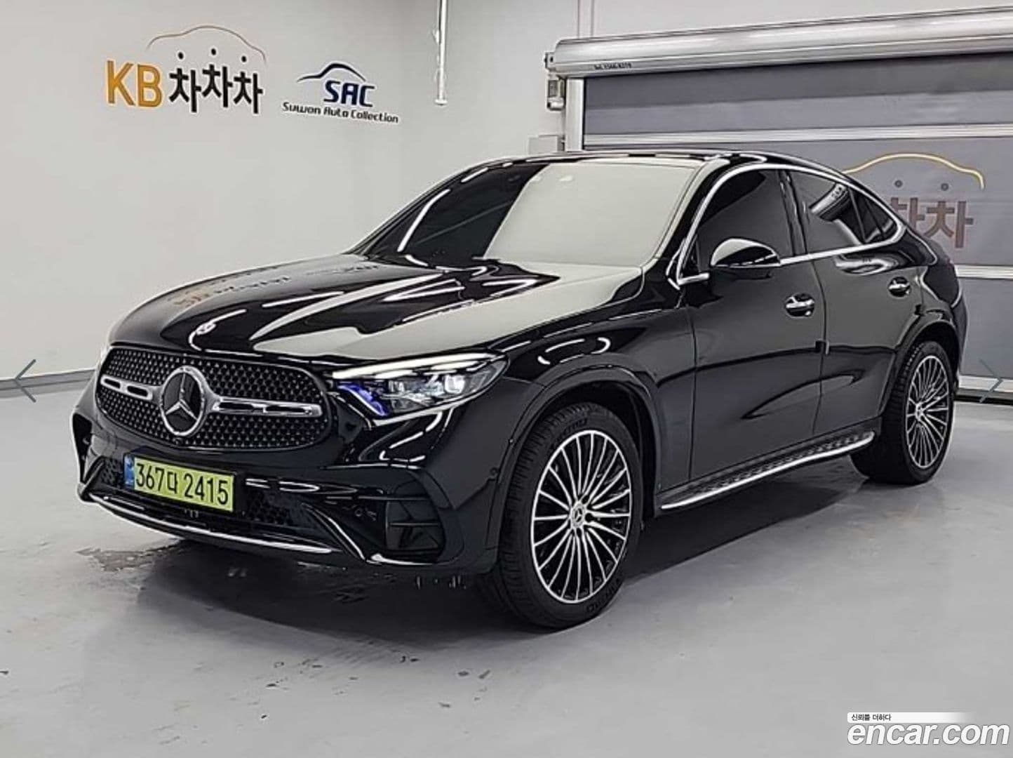 Main__Slider__Photo:GLC-Class Mercedes-Benz 2024.0-0