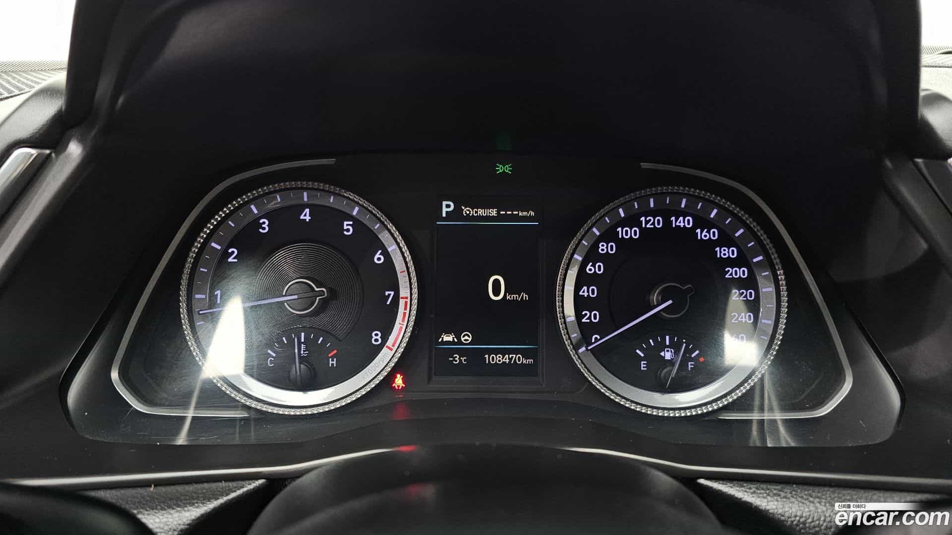 Sonata Hyundai 2022.1-INNER-008