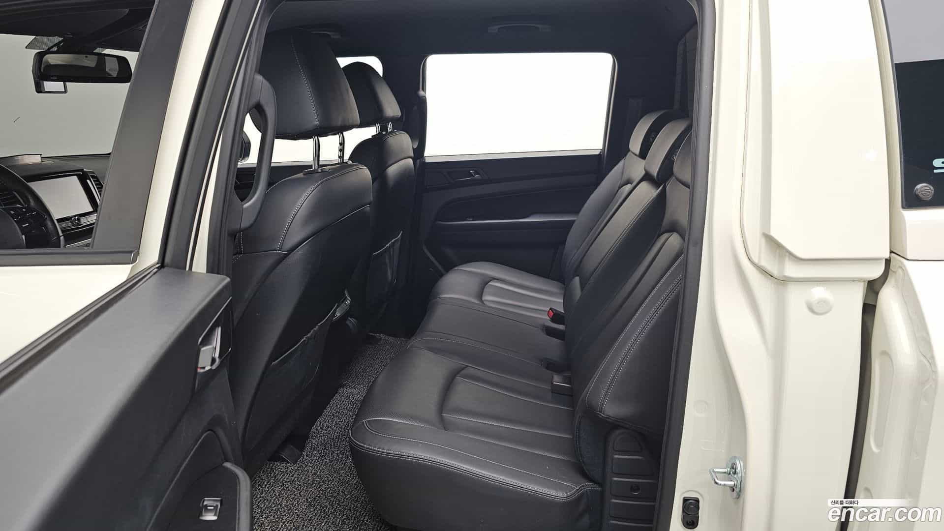 Rexton KG Mobility 2020.7-OPTION-016