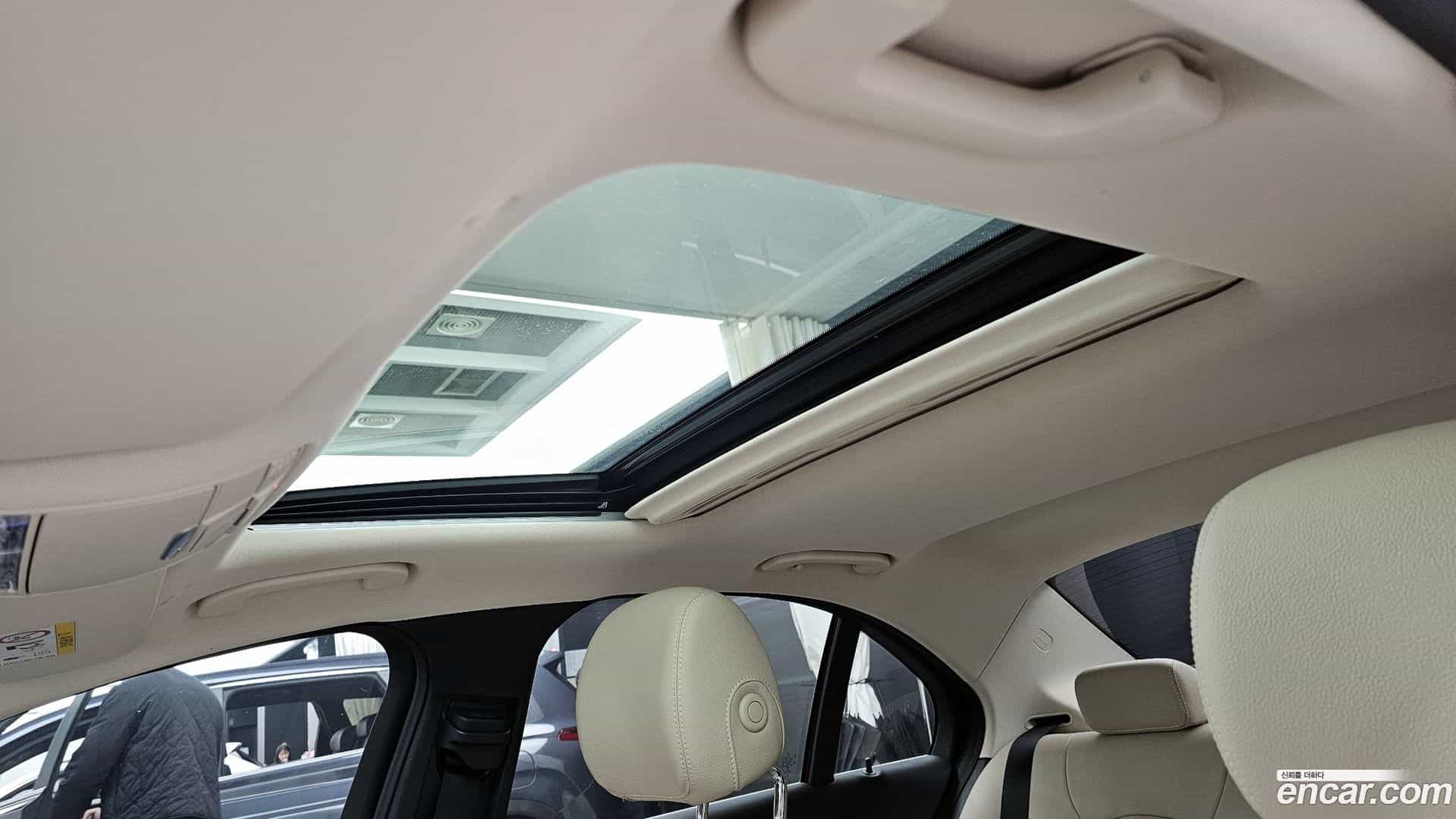 C-Class Mercedes-Benz 2021.5-OPTION-022