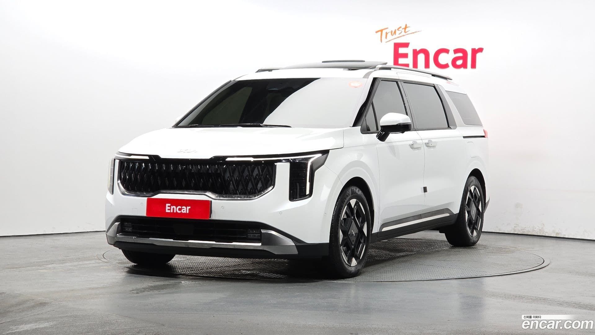 Main__Slider__Photo:Canival Kia 2024.0-0