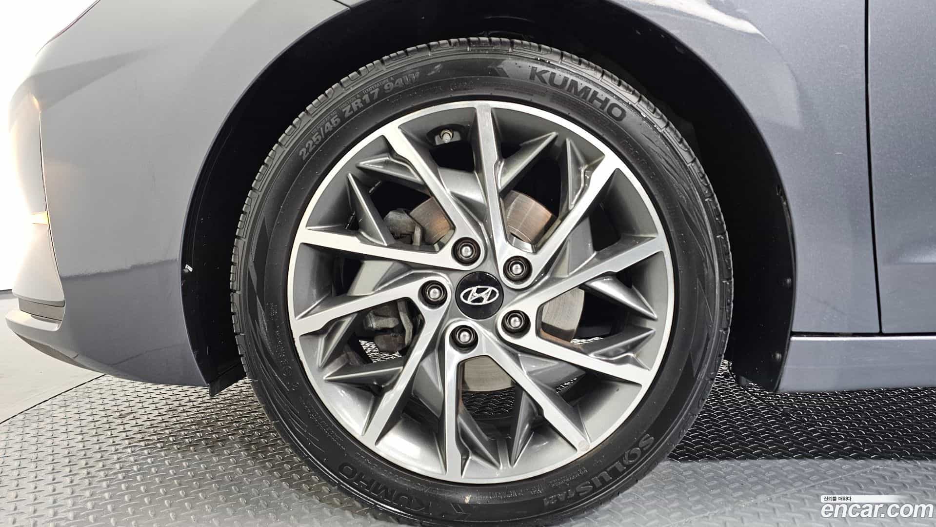 AVANTE Hyundai 2019.11-OUTER-005