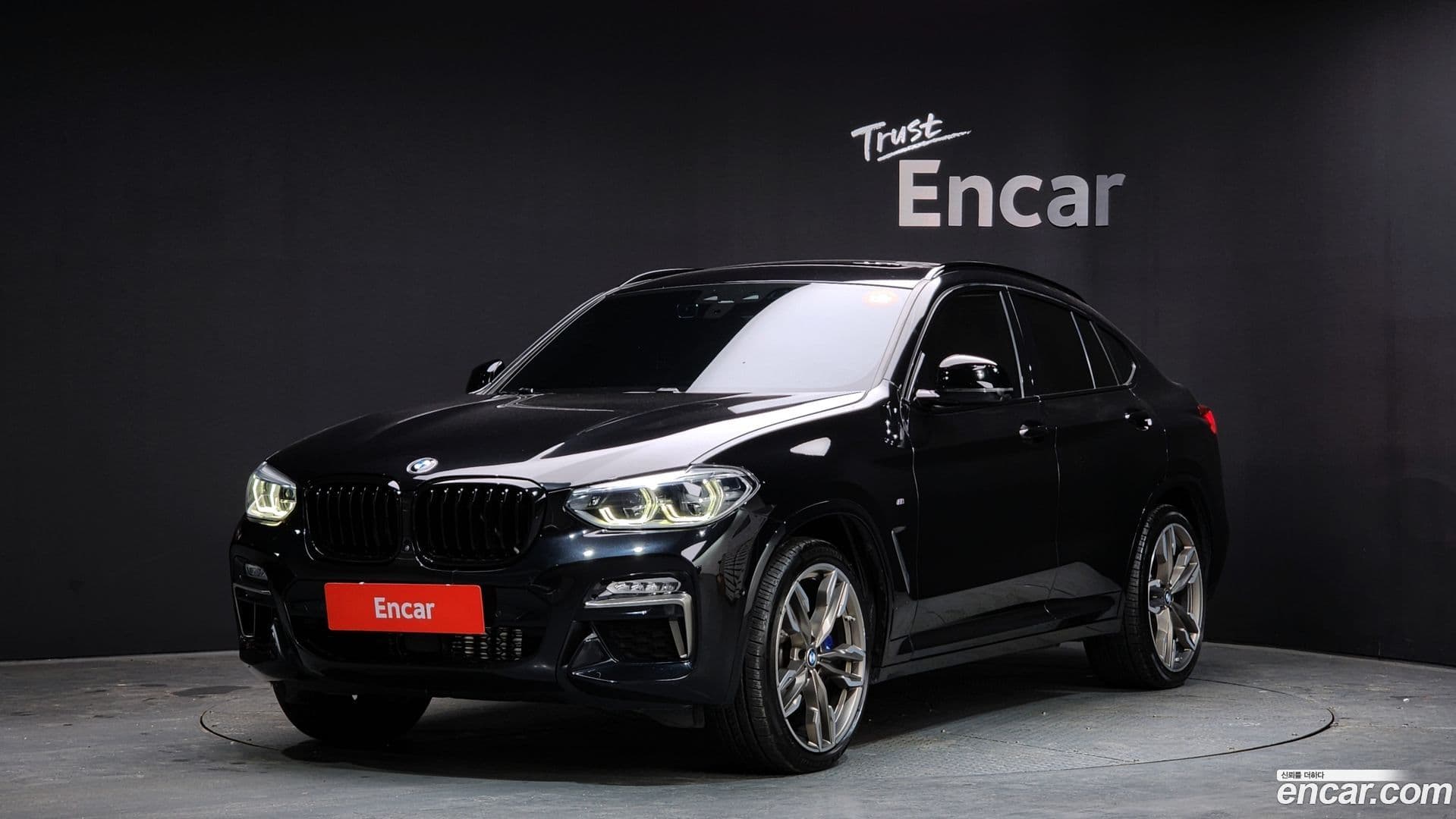 Main__Slider__Photo:X4 BMW 2019.6-0