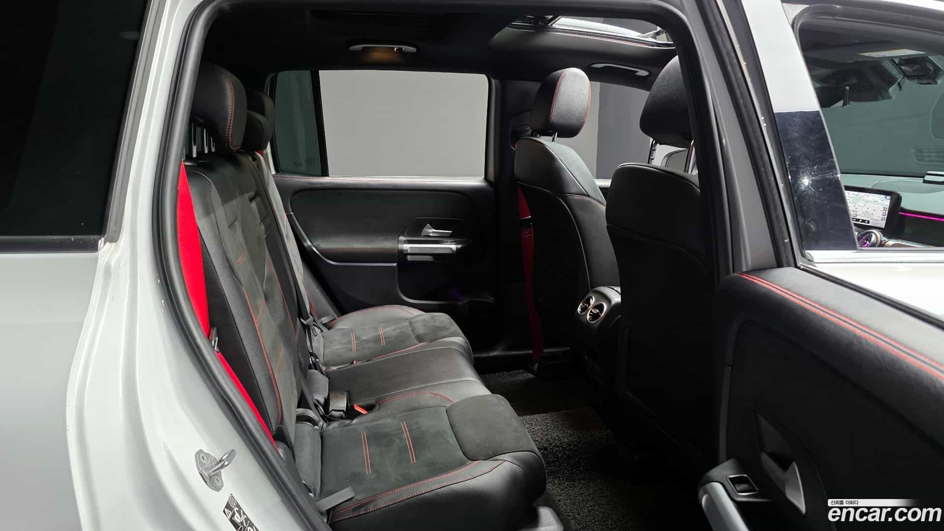 GLB-Class Mercedes-Benz 2021.9-OPTION-016