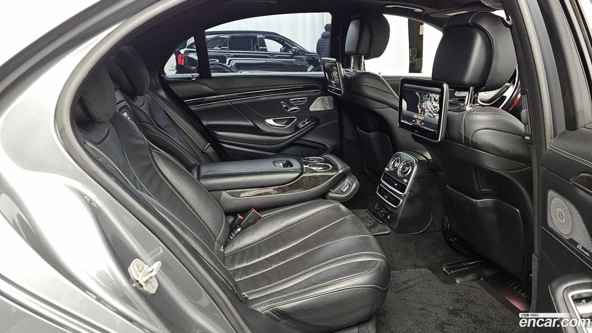 S-Class Mercedes-Benz 2015.11-OPTION-016