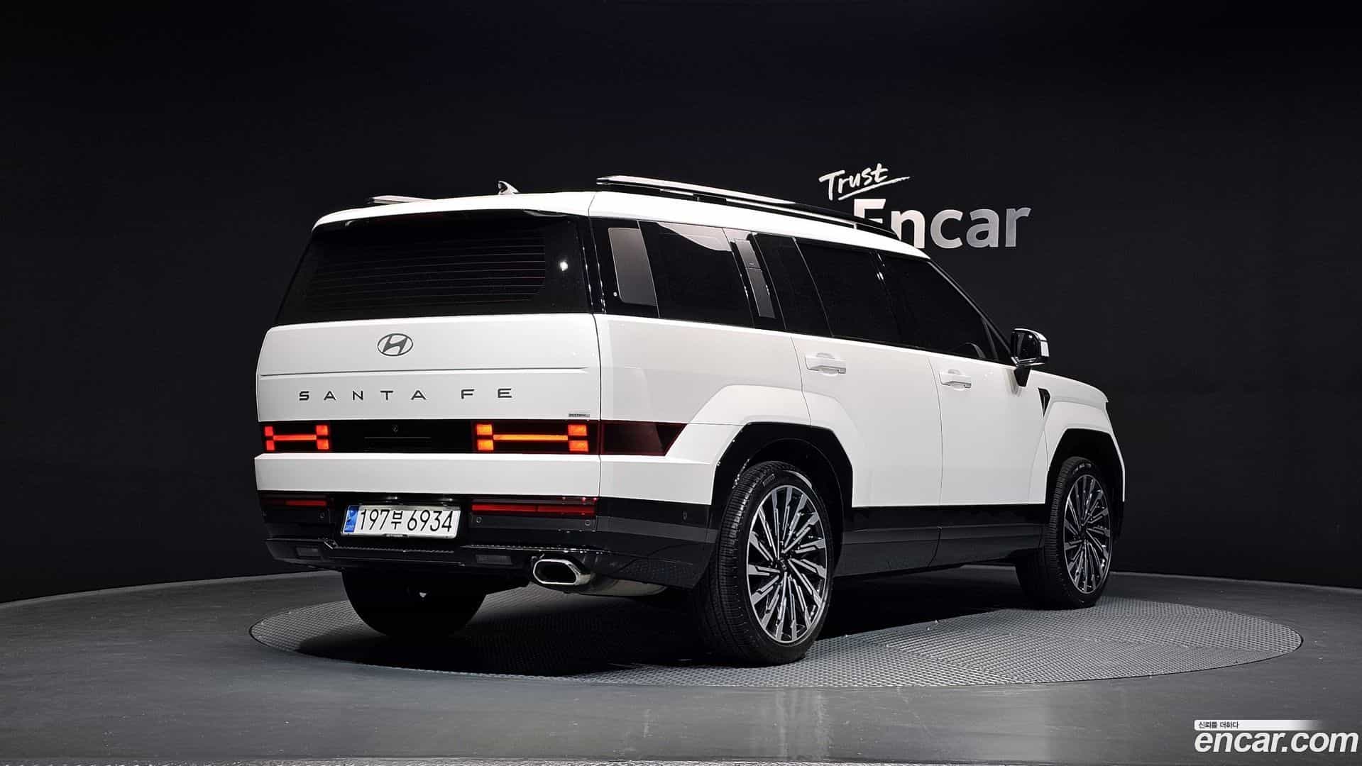 Santafe Hyundai 2024.0-OUTER-002