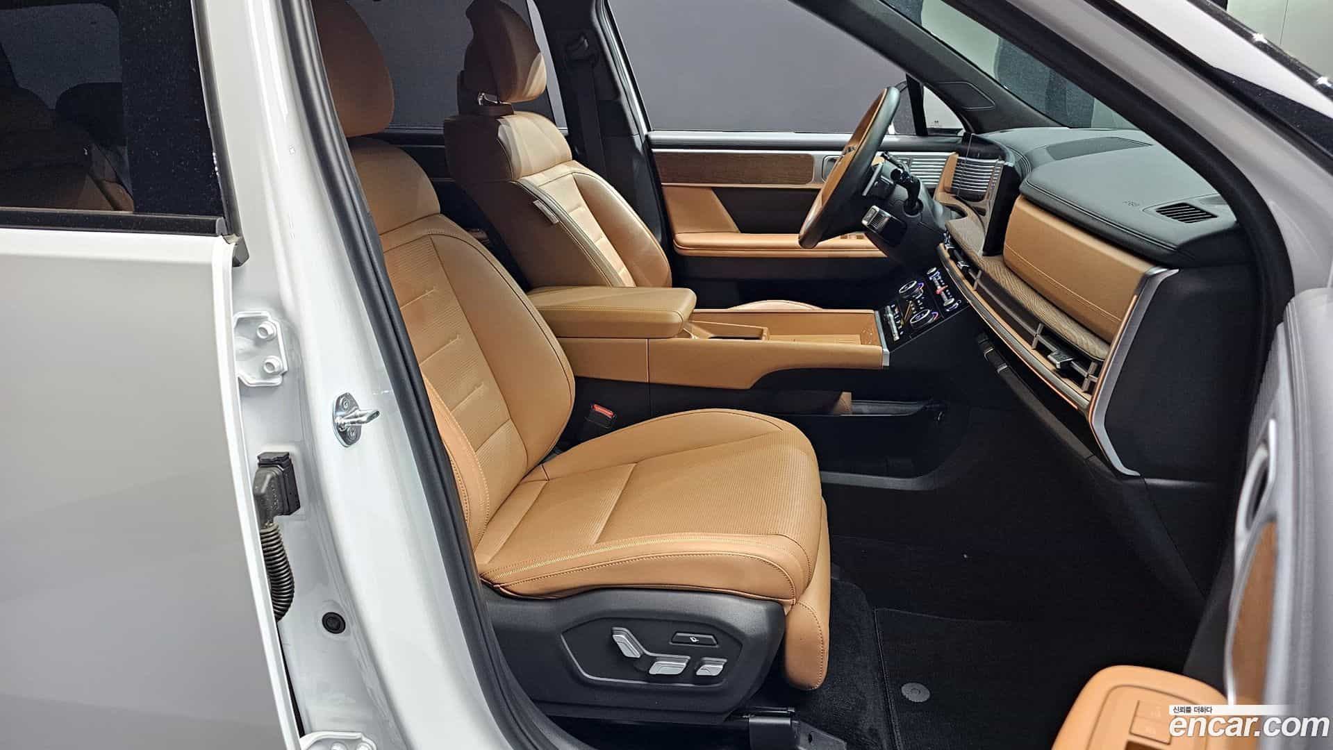 Santafe Hyundai 2024.0-INNER-010