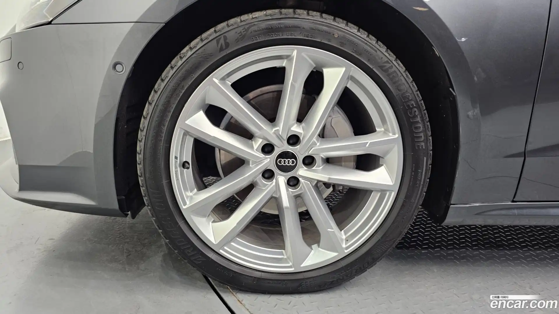 A7 Audi 2022.1-OUTER-005