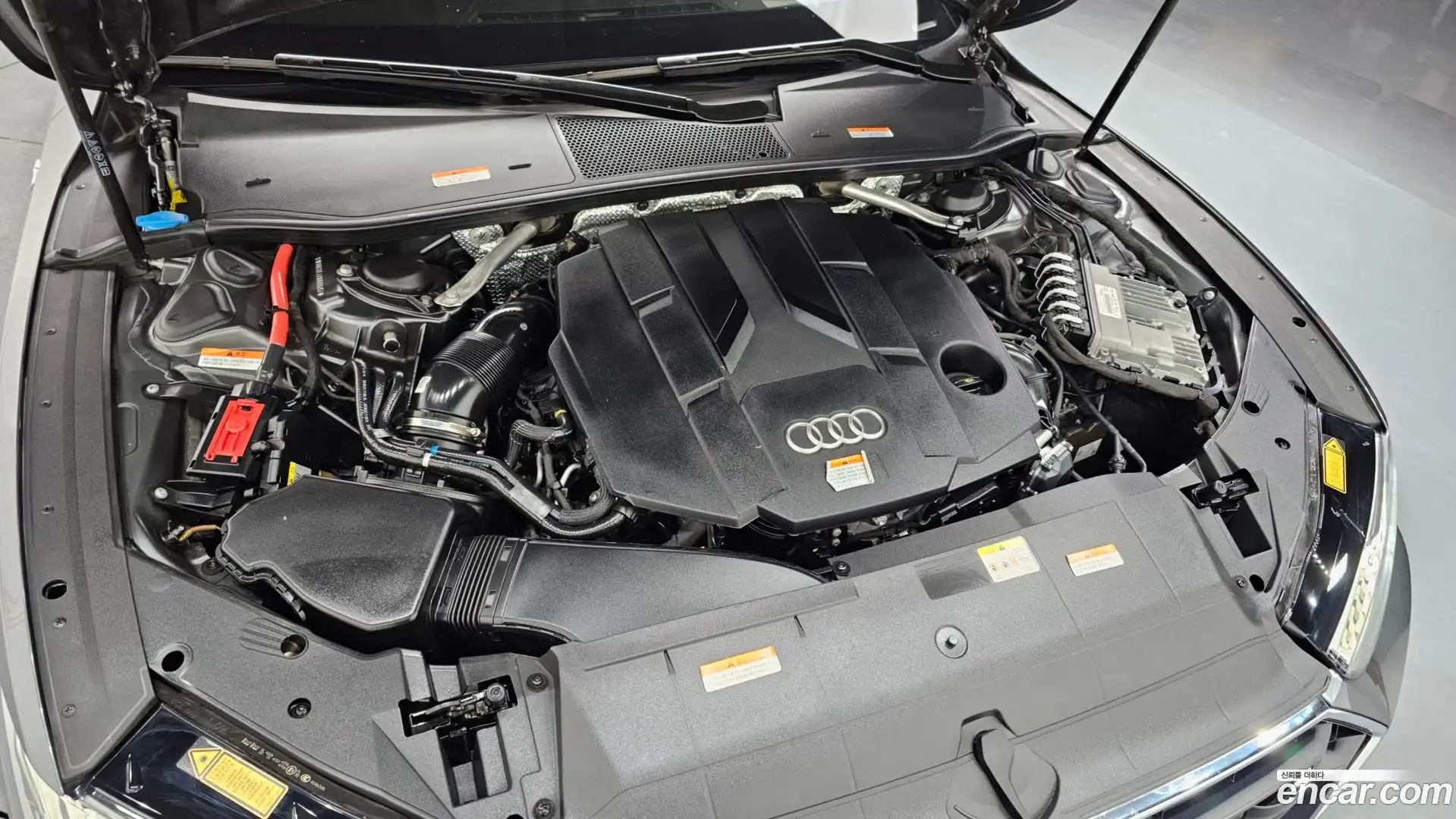 A7 Audi 2022.1-INNER-006