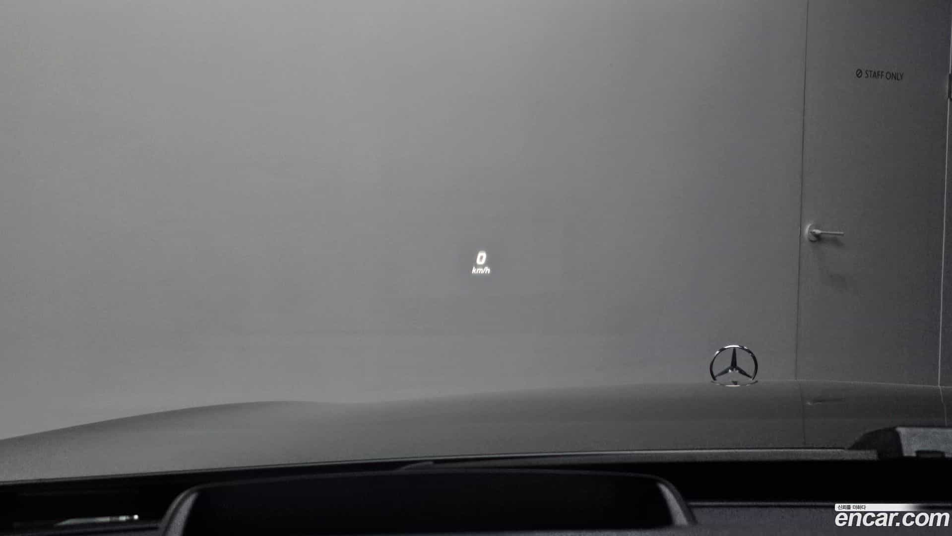 S-Class Mercedes-Benz 2015.10-OPTION-021
