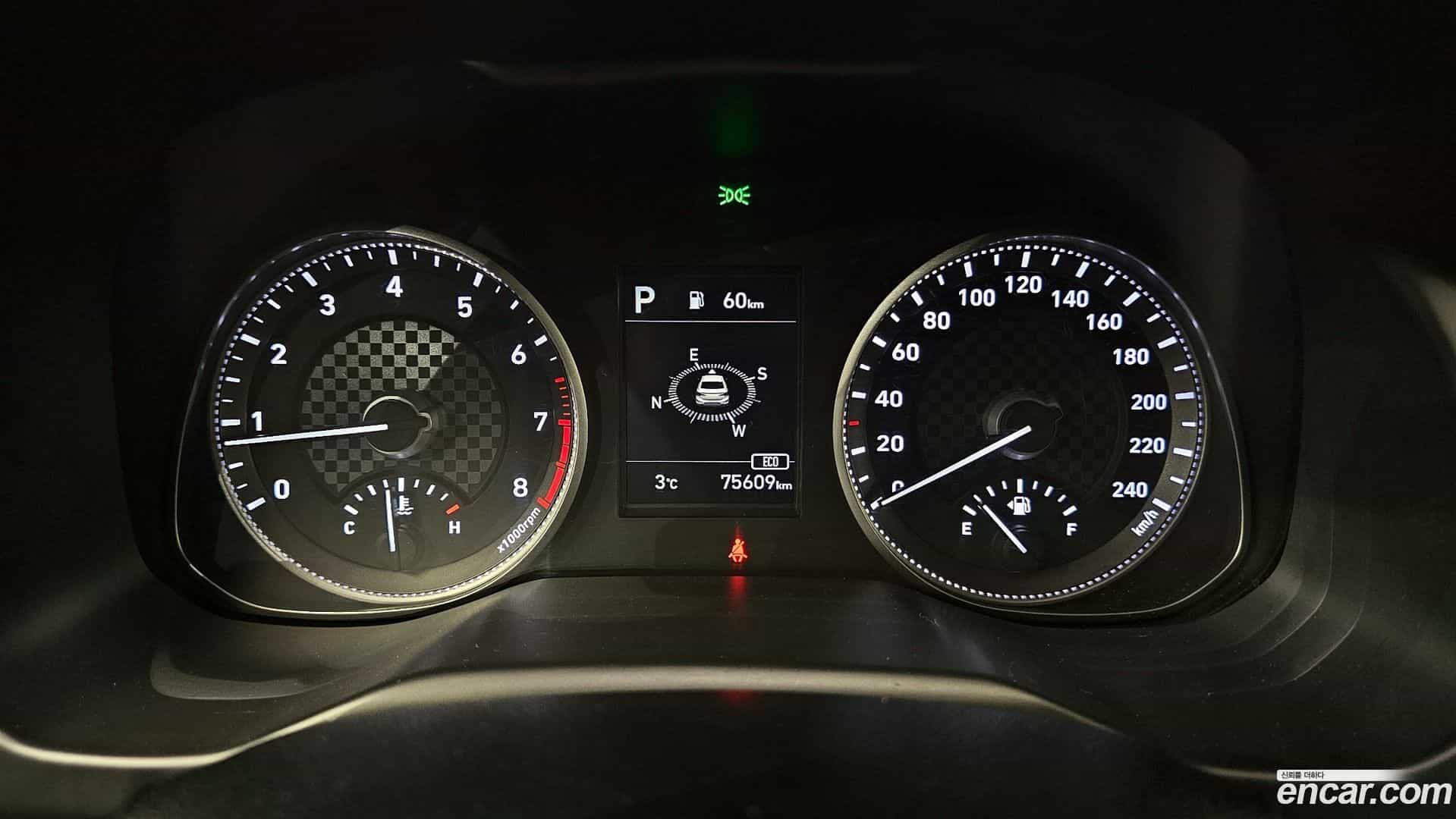 AVANTE Hyundai 2019.2-INNER-008