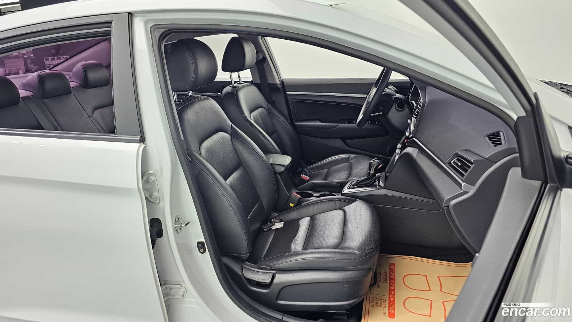 AVANTE Hyundai 2019.2-OPTION-017