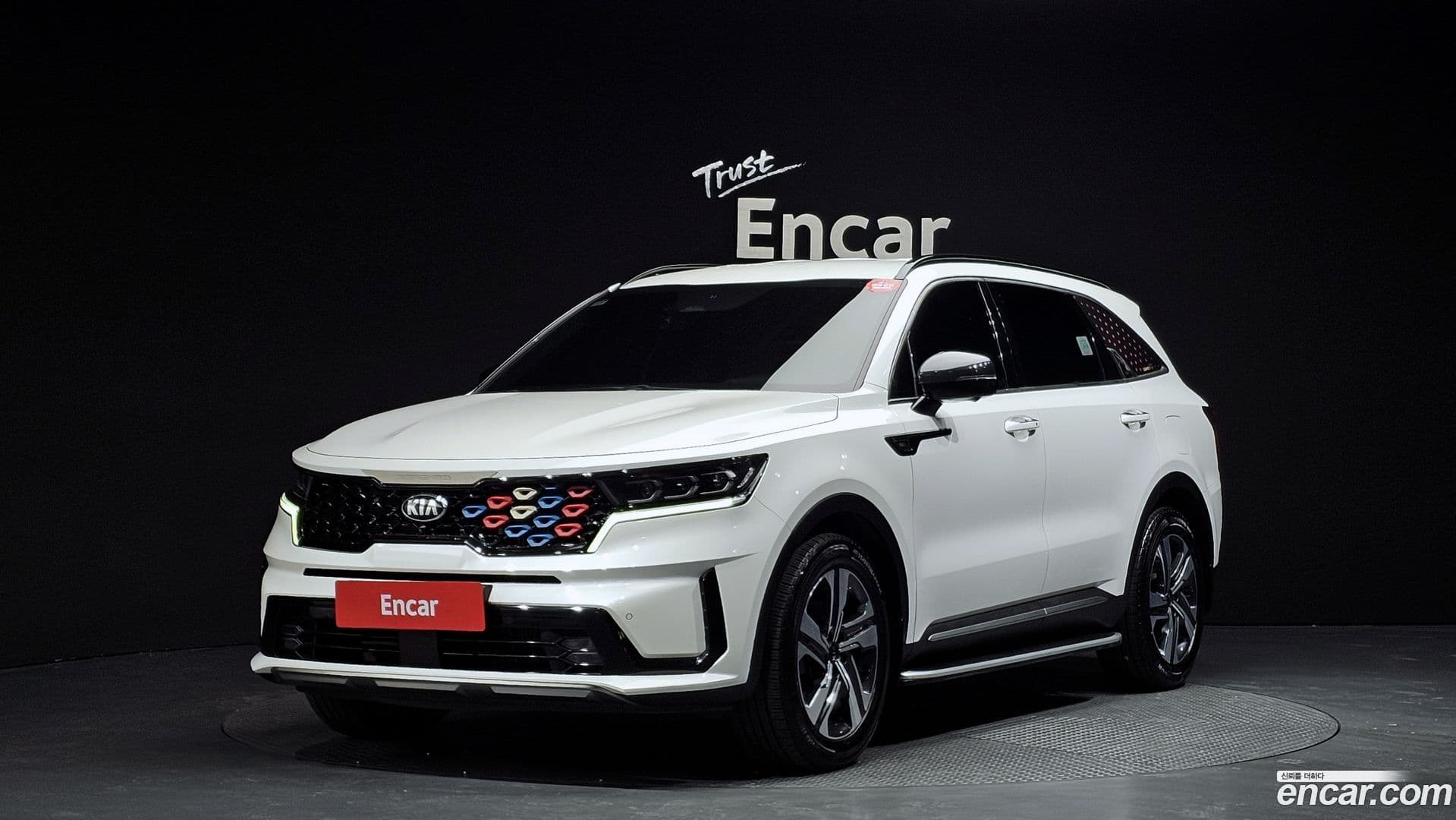 Main__Slider__Photo:Sorento Kia 2021.1-0