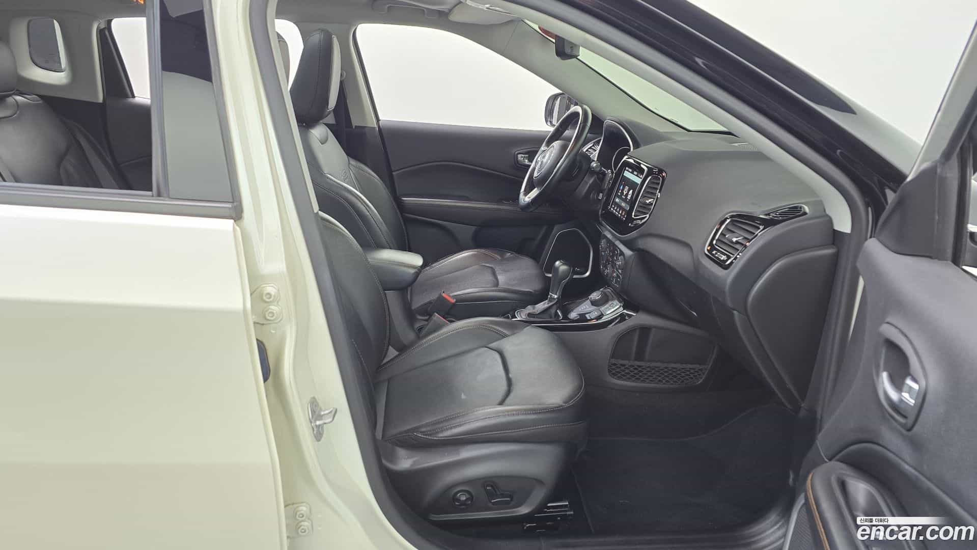 Compass Jeep 2020.9-OPTION-015