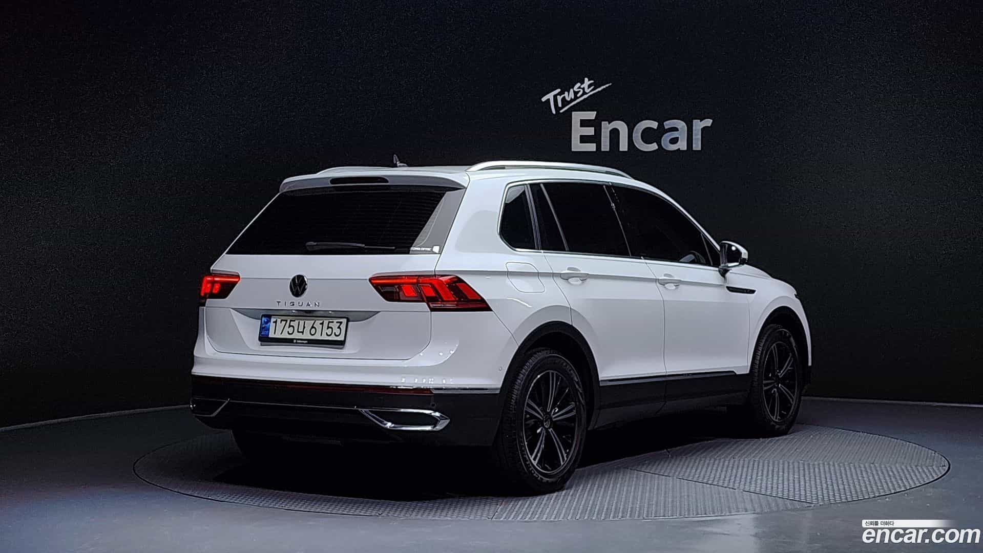 Tiguan Volkswagen 2021.6-OUTER-002