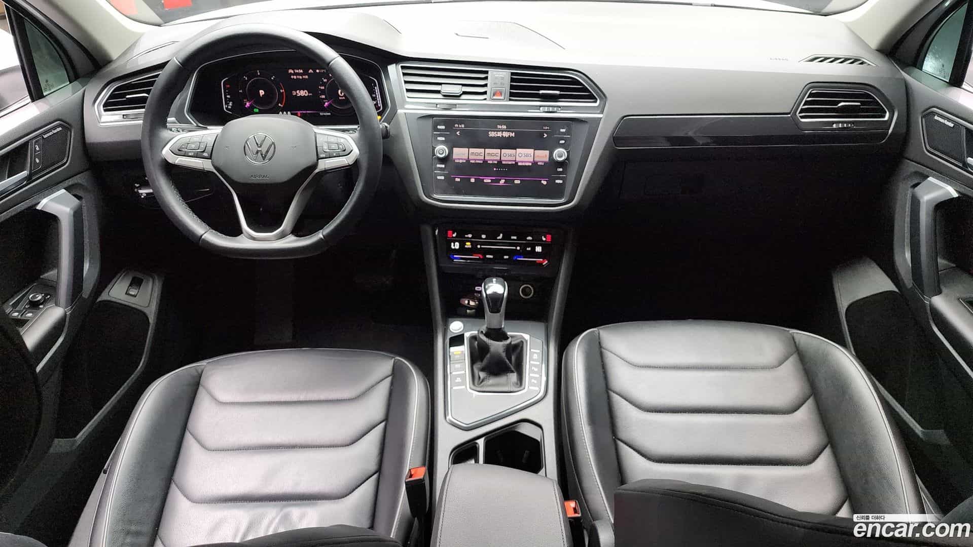 Tiguan Volkswagen 2021.6-INNER-007