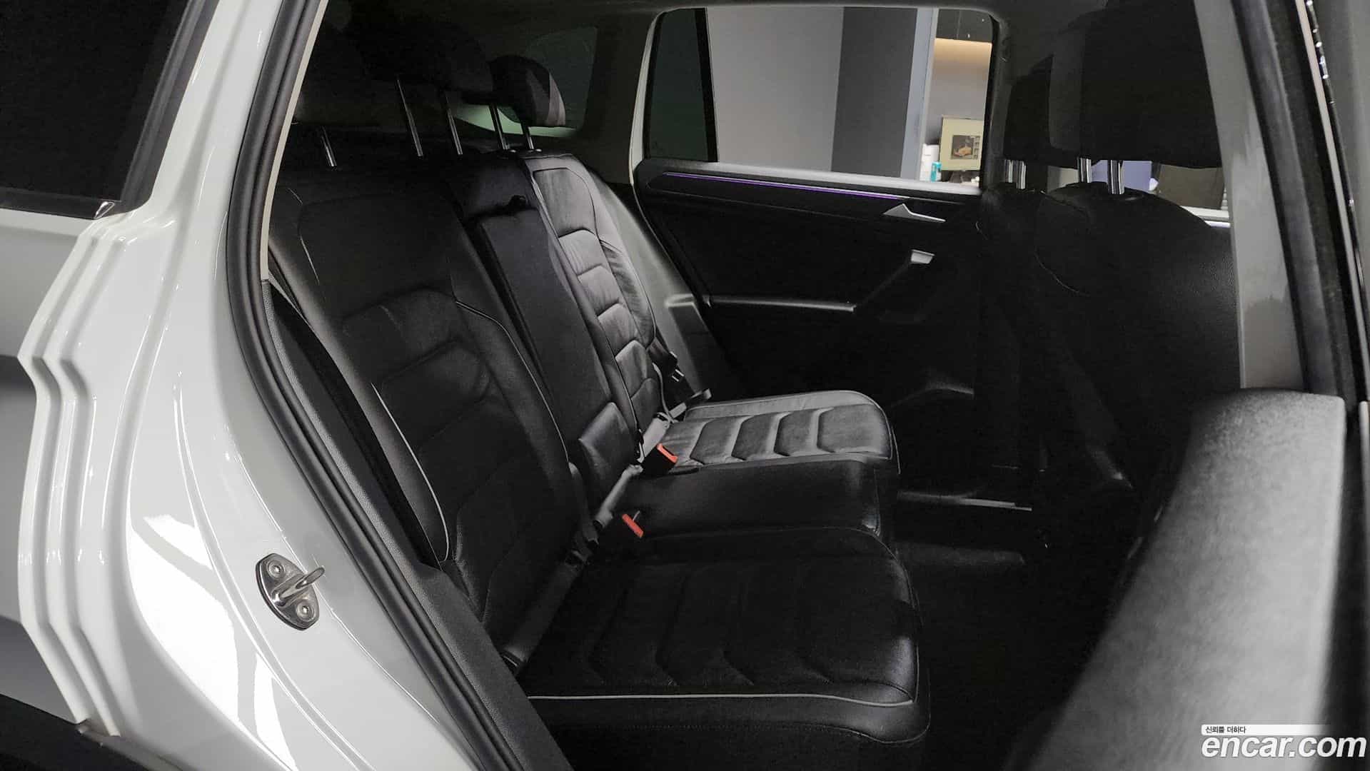 Tiguan Volkswagen 2021.6-OPTION-016