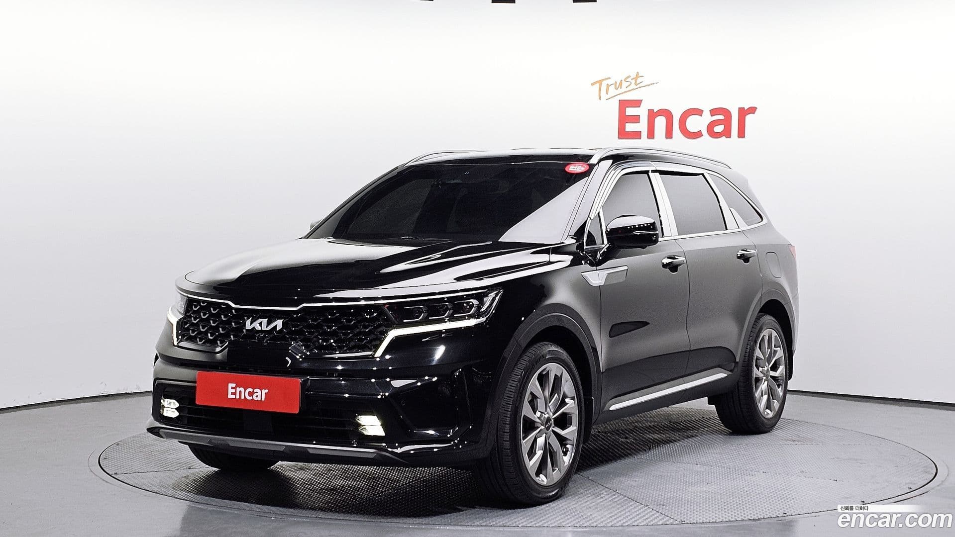 Main__Slider__Photo:Sorento Kia 2022.3-0