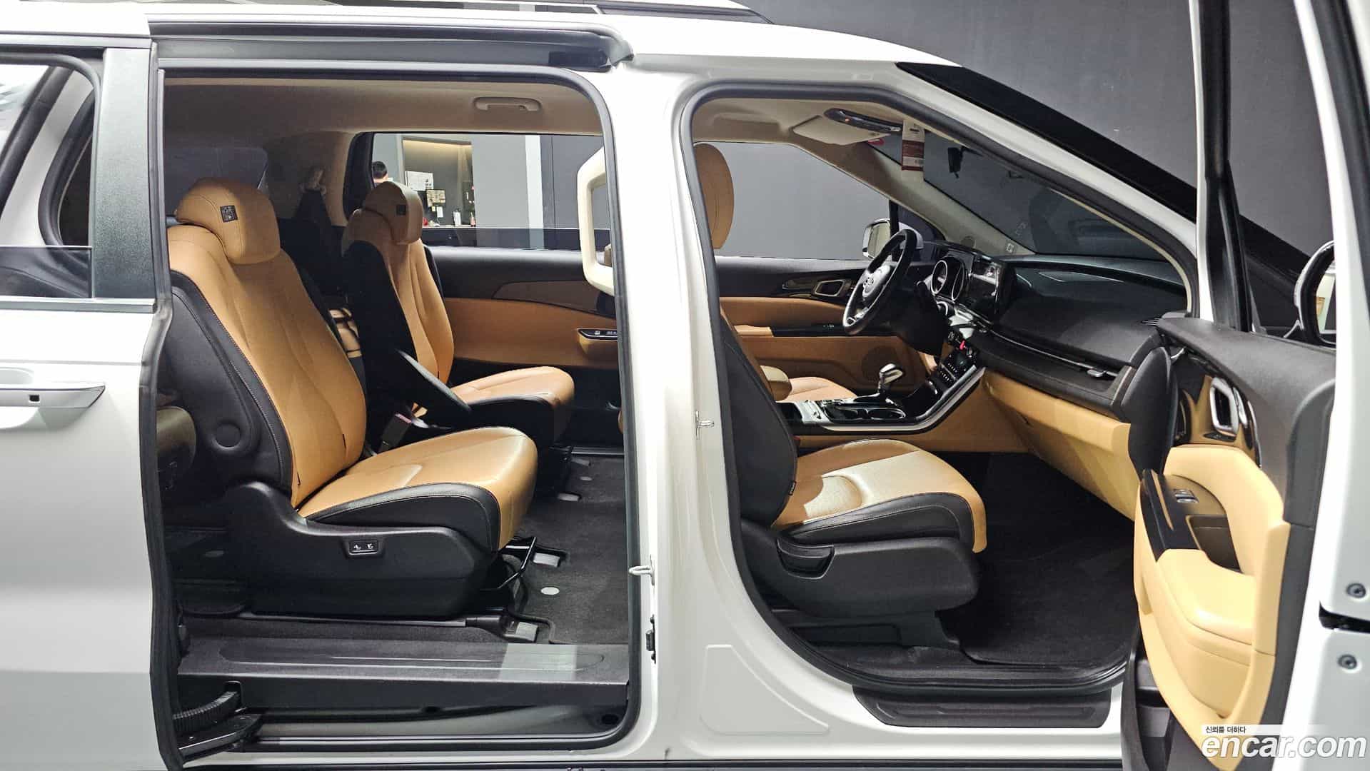 Canival Kia 2020.8-OPTION-023