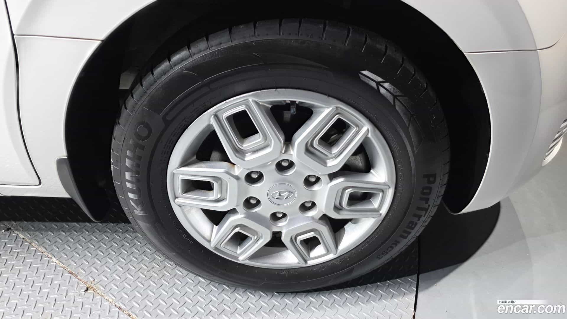 Staria Hyundai 2022.9-OUTER-005