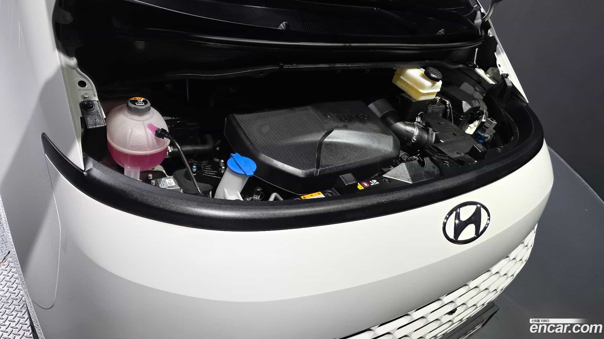 Staria Hyundai 2022.9-INNER-006