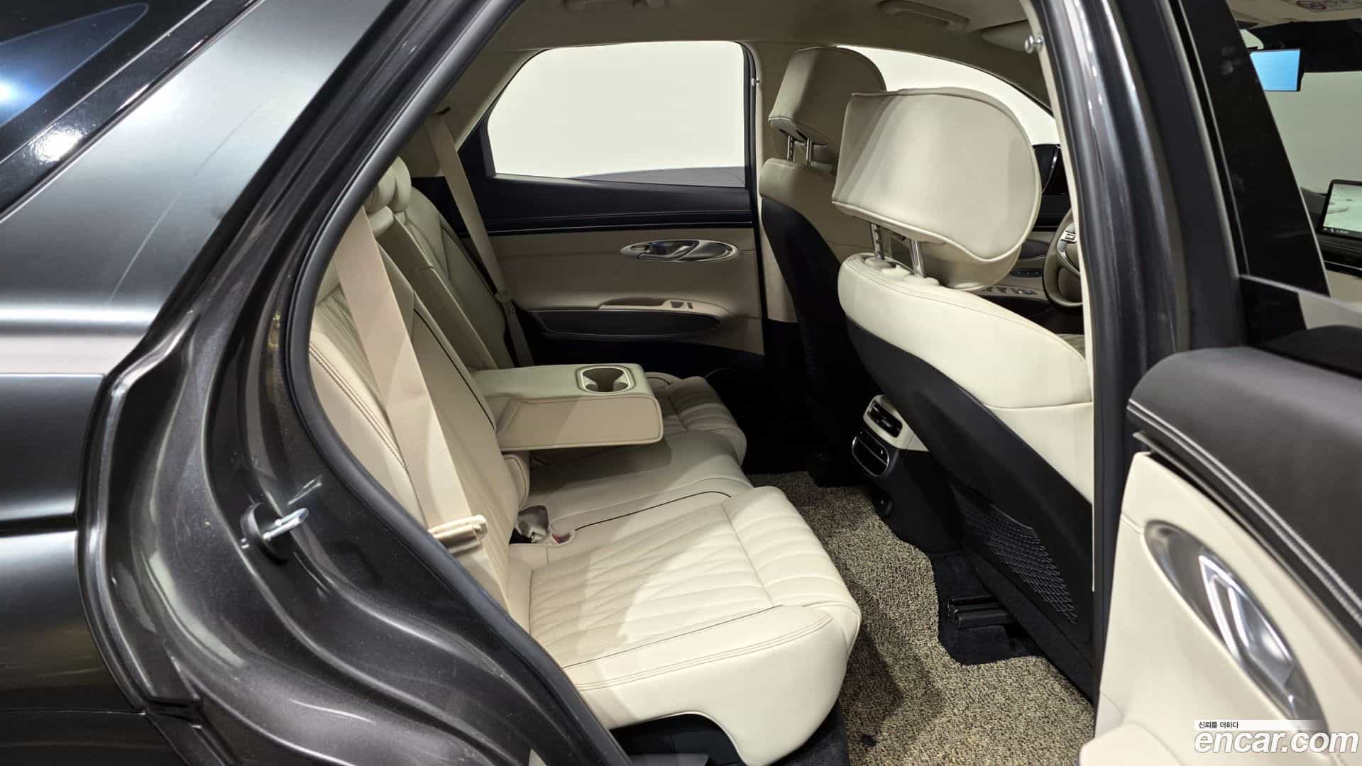 GV70 Genesis 2022.6-OPTION-016