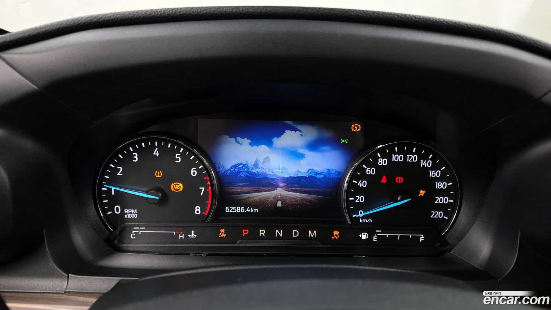 Explorer Ford 2019.11-INNER-008