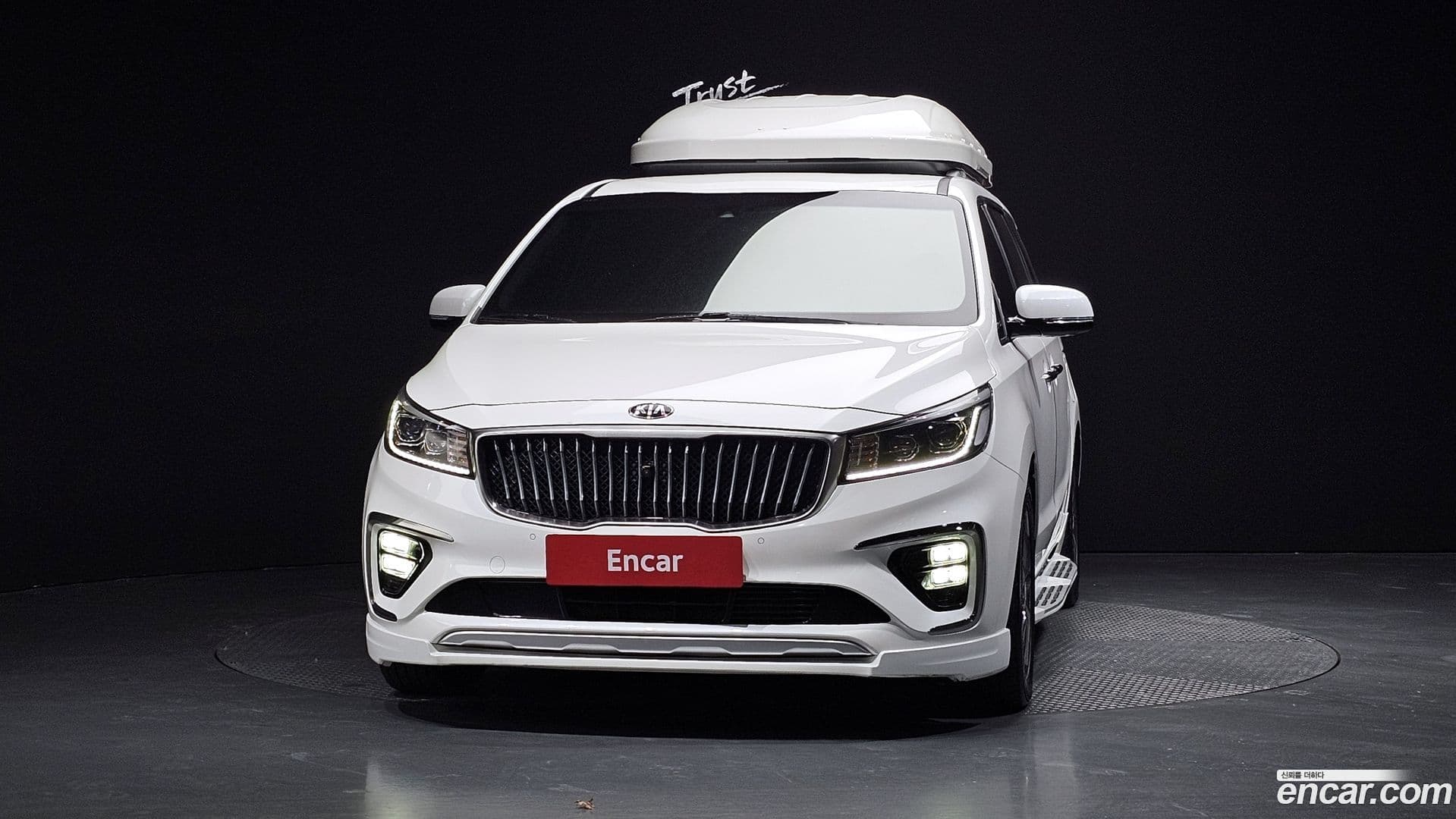 Main__Slider__Photo:Canival Kia 2019.0-0