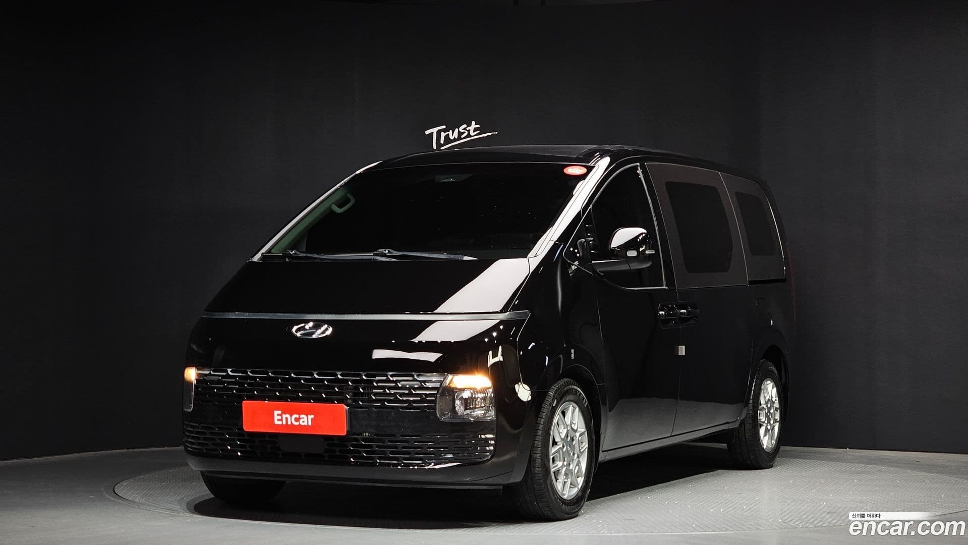 Main__Slider__Photo:Staria Hyundai 2023.2-0