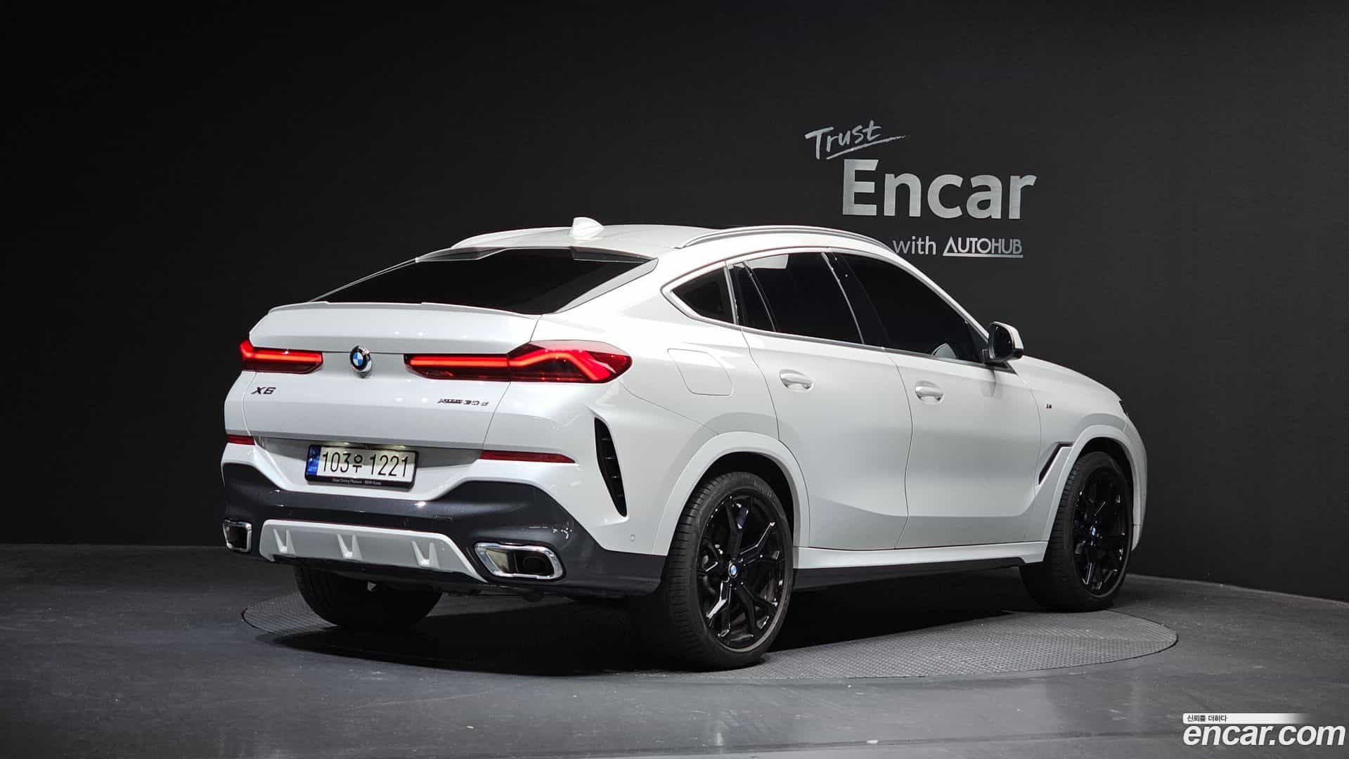 X6 BMW 2023.1-OUTER-002