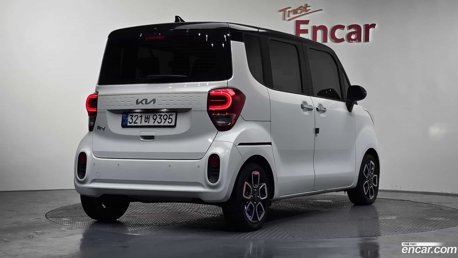 RAY Kia 2022.2-OUTER-002