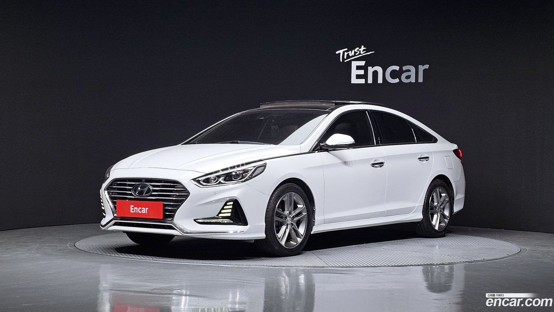 Main__Slider__Photo:Sonata Hyundai 2018.2-0