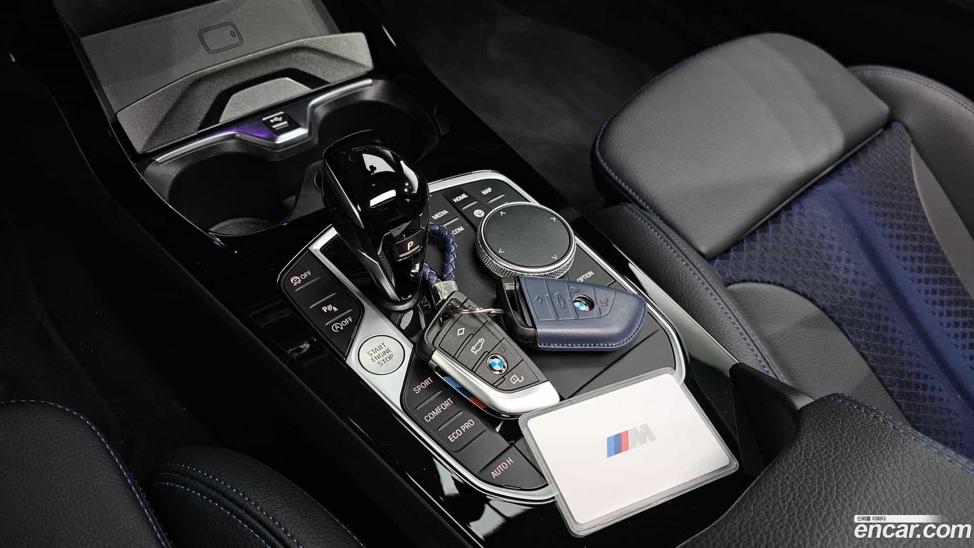 2-Series BMW 2023.4-INNER-009